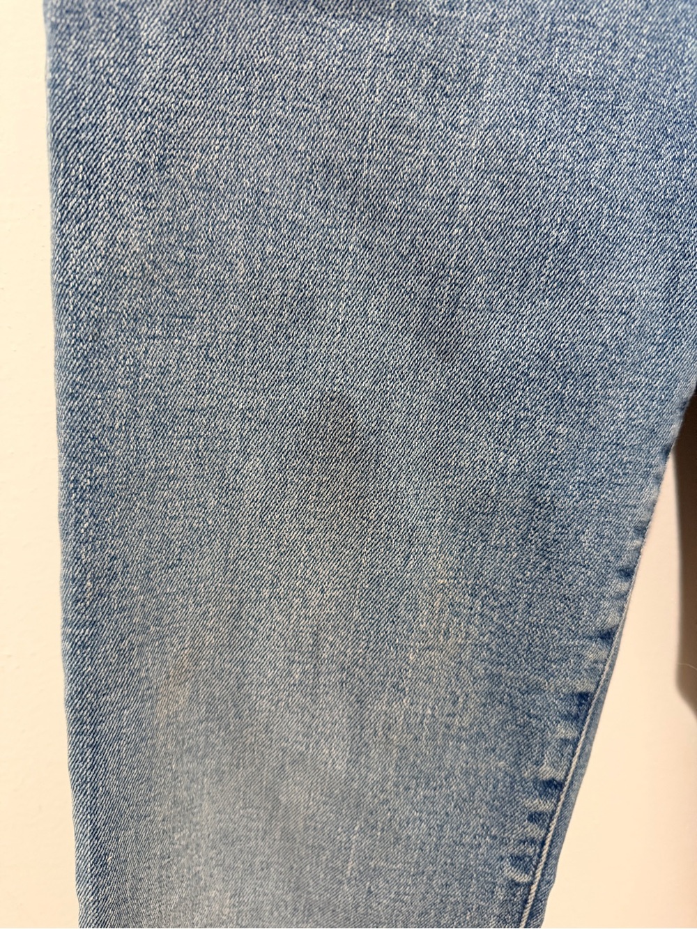 Good American High-Rise Flare Jeans - Picture 4 of 5